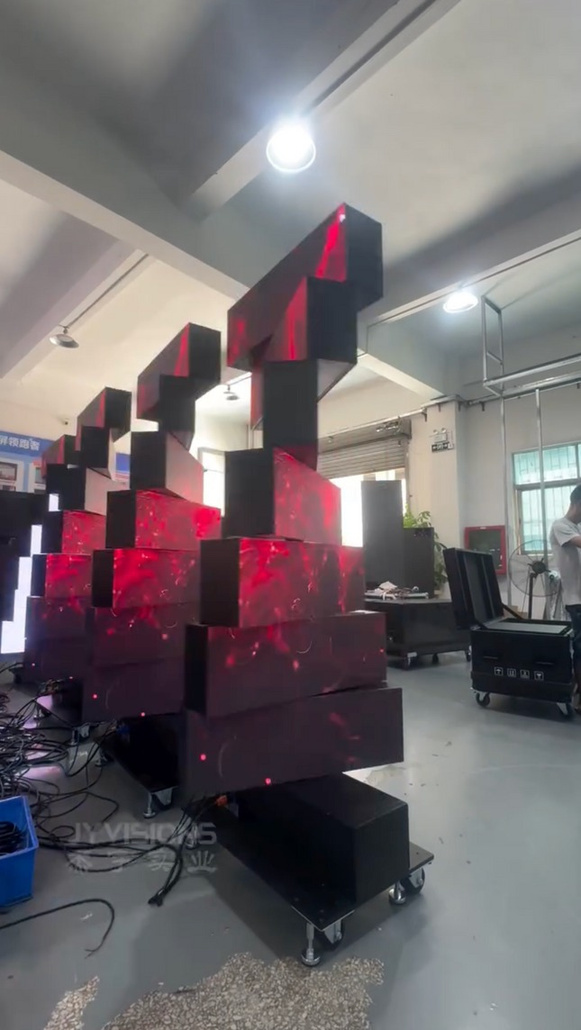 LumaStack display